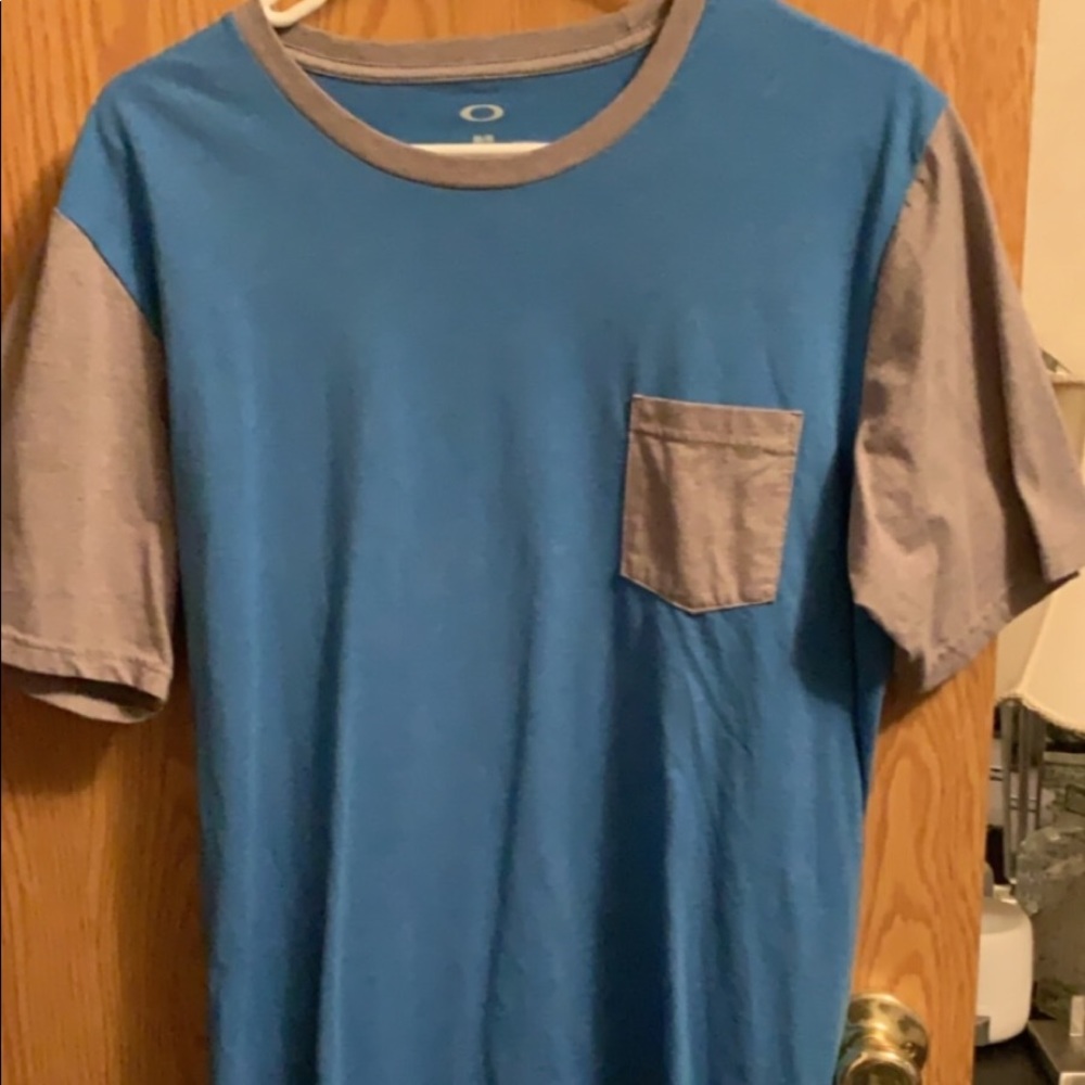 Men’s Oakley T-Shirt